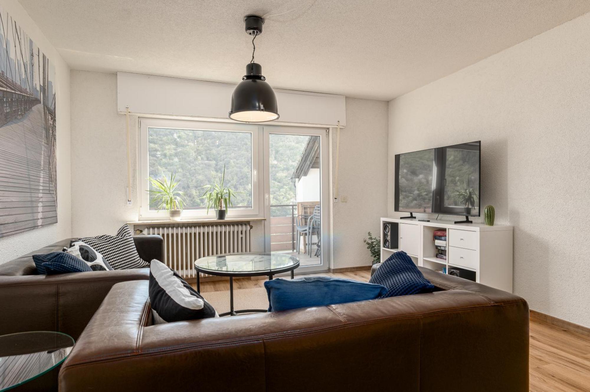 Riesling Appartement For 2 - 4 People - Billiards - Balcony With Mosel View - Parking - Wine Barrel Bar - Fully Equipped Kitchen - Netflix - Waiputv - 3 Km From Cochem Klotten Kültér fotó