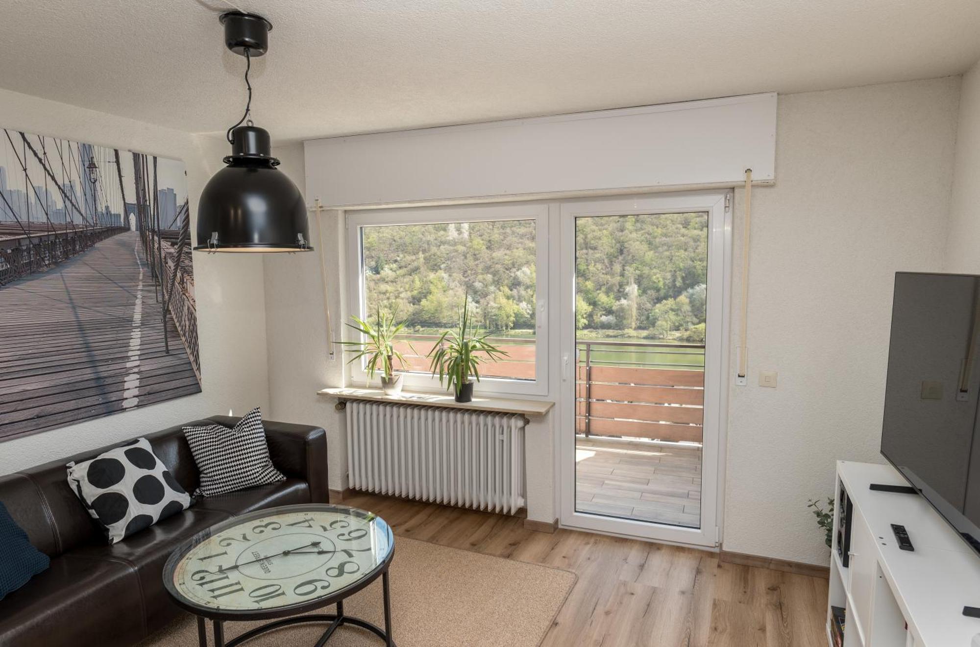 Riesling Appartement For 2 - 4 People - Billiards - Balcony With Mosel View - Parking - Wine Barrel Bar - Fully Equipped Kitchen - Netflix - Waiputv - 3 Km From Cochem Klotten Kültér fotó